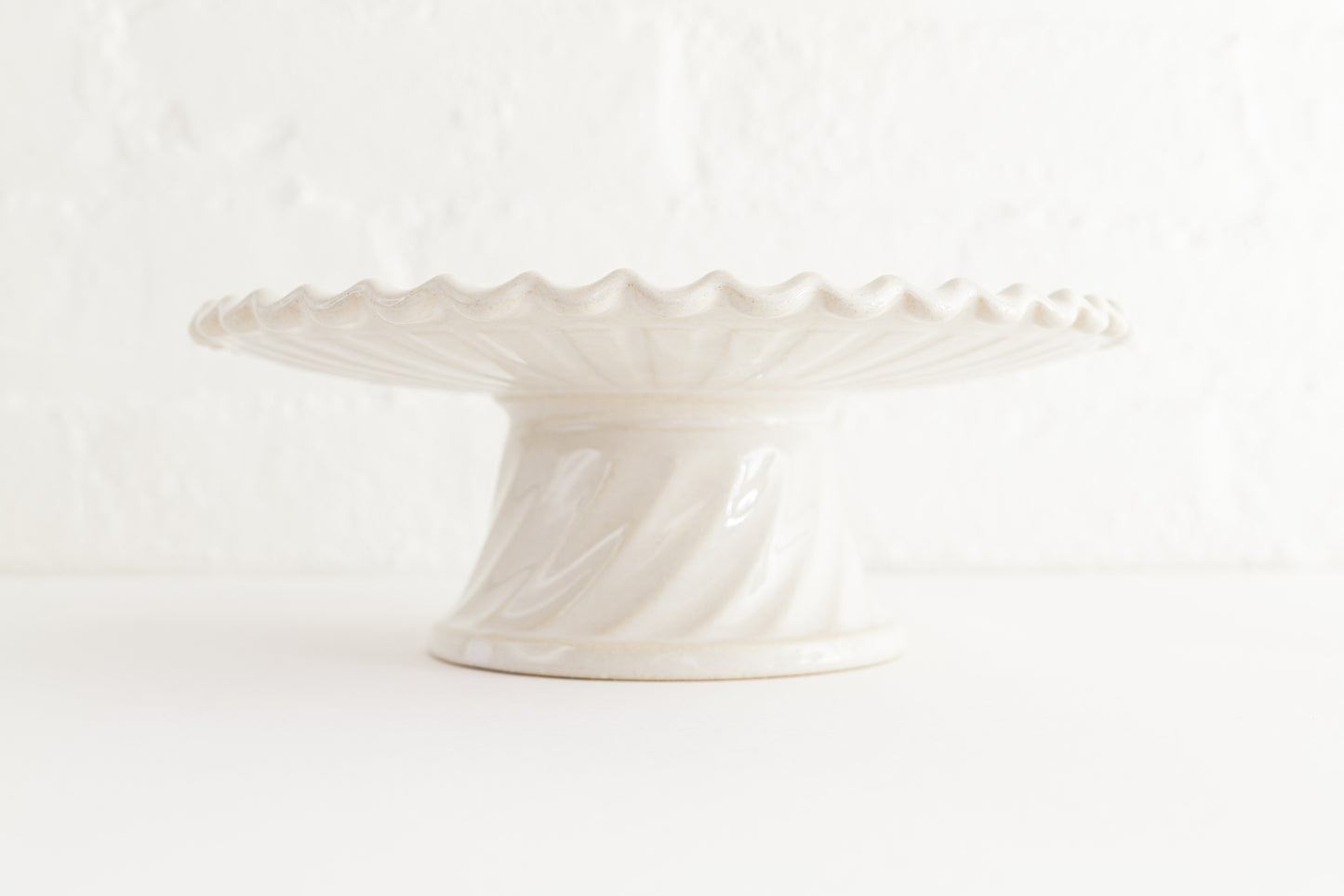 BISCUITERIE CAKE STAND, CREAM