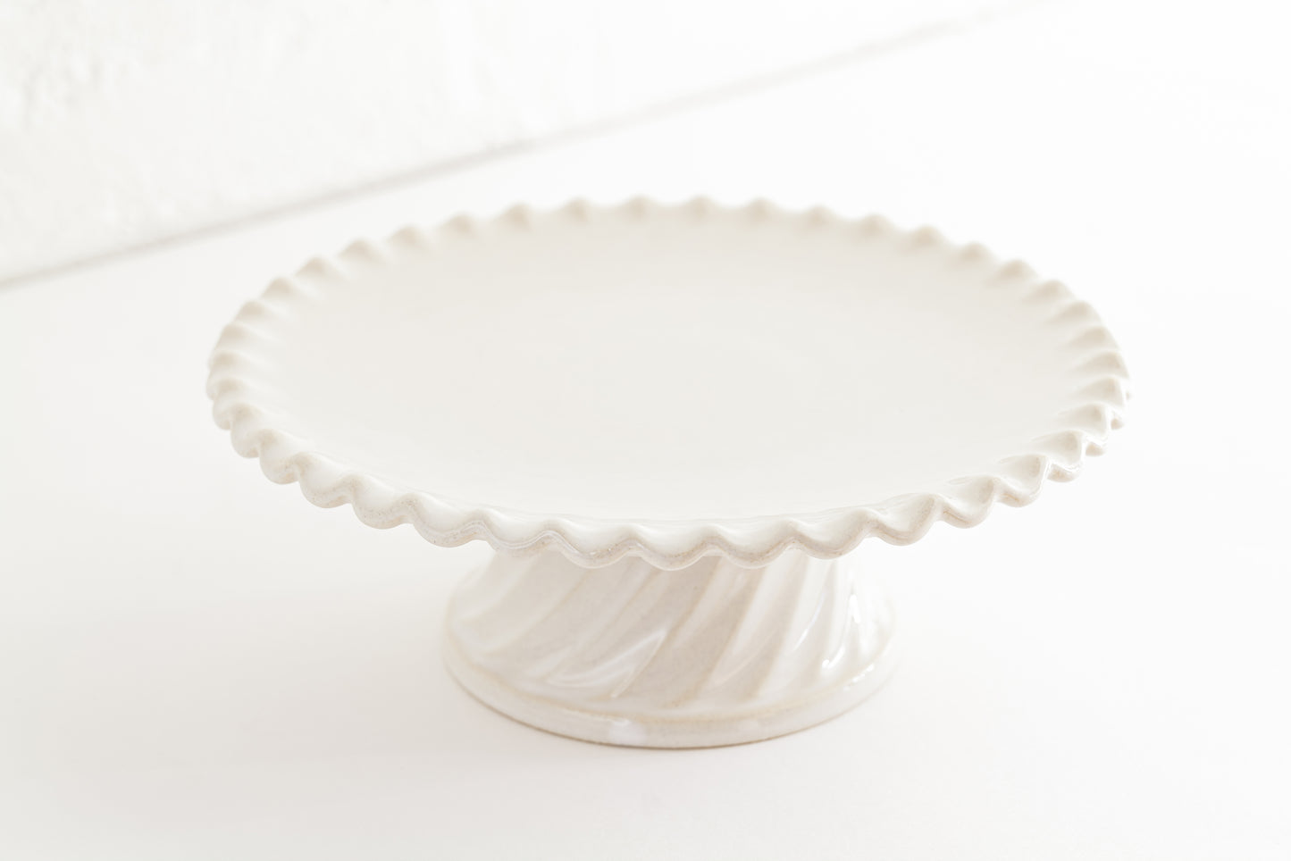 BISCUITERIE CAKE STAND, CREAM