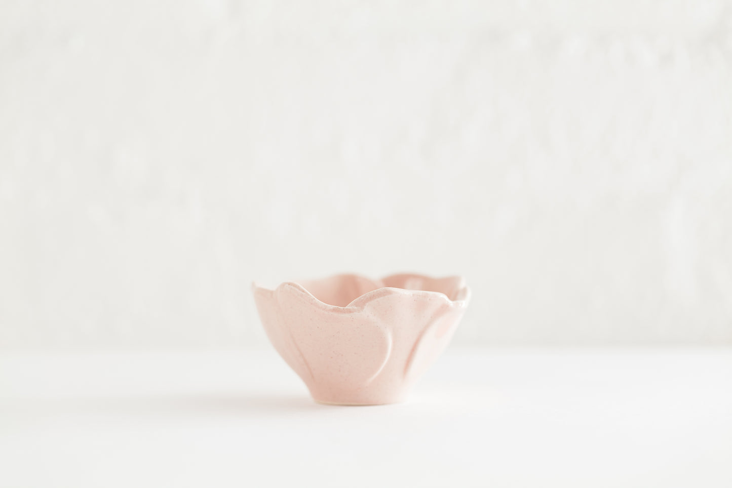 SAZANKA 2.5" FLOWER-SHAPED BOWL