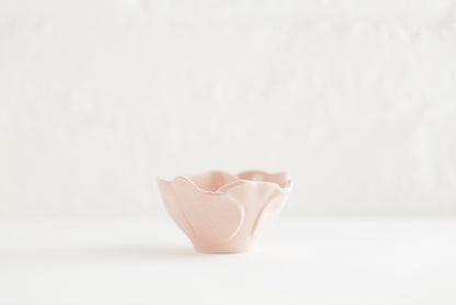 SAZANKA 2.5" FLOWER-SHAPED BOWL