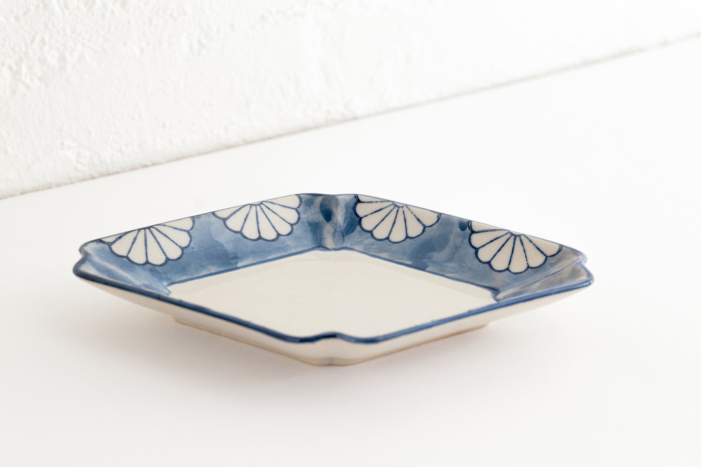 SUMIIRI HISHIGATA PLATE