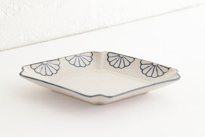 SUMIIRI HISHIGATA PLATE